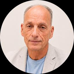 Psychologist Dennis Newlin providing different types of therapy in San Francisco