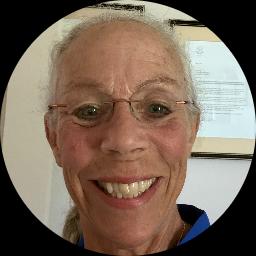 Psychologist Shari Hull providing different types of therapy in Macclenny