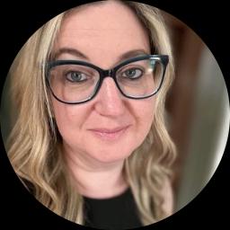 This is Dawn Amram's avatar