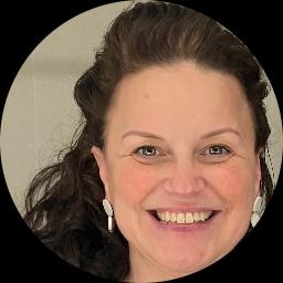 Psychologist Dawn Dougherty providing different types of therapy in Mendota