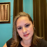 Denyse - Alaniz - Online Therapist with 13 years of experience