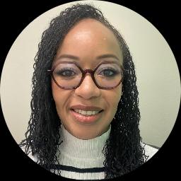 Psychologist Camille King providing different types of therapy in Houston