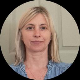 Photo of Caroline Bourne