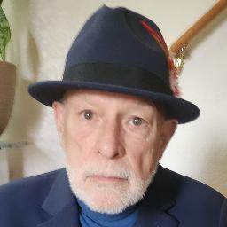 Psychologist John Mead providing different types of therapy in River Rouge