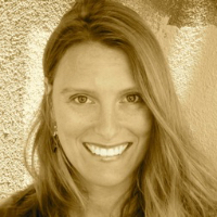 Simone Garrigues - Online Therapist with 13 years of experience