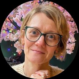 Photo of Caroline Laing