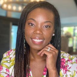 Psychologist Teresa Thomas providing different types of therapy in Brookside Village