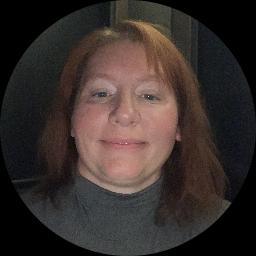 Psychologist Caress Redd providing different types of therapy in Clyde Hill