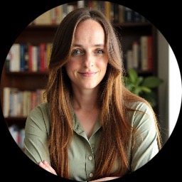 Psychologist Rebecca Denning providing different types of therapy in Surfside