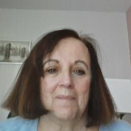 Psychologist Elizabeth Munson providing different types of therapy in Syracuse