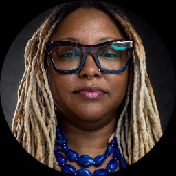 Psychologist Dr. Nzinga Cates providing different types of therapy in Red Oak