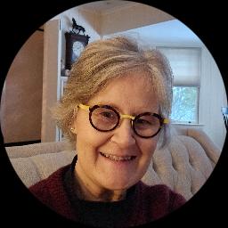 This is Melissa Pavlicek's avatar and link to their profile