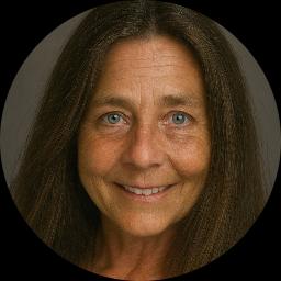 Psychologist Michelle Varady providing different types of therapy in Isleton