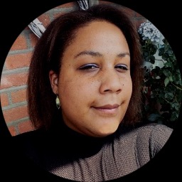 Therapist Dayle Naarden Photo