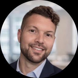 Psychologist Brandon Bustamante providing different types of therapy in Callahan