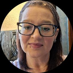 This is Holly Paine's avatar
