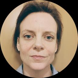 Photo of Laura Adams