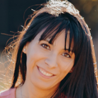 Dina Cavazos - Online Therapist with 8 years of experience