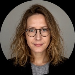 Psychologist Sarah Spurling providing different types of therapy in Dallas City