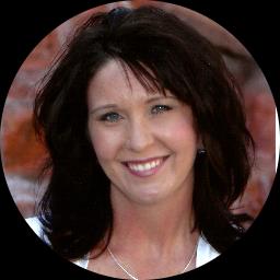 This is Sueann Yahne's avatar