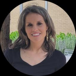 Psychologist Emily Flores providing different types of therapy in San Saba