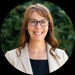 This is Leslie Wiss's avatar and link to their profile