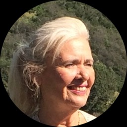 This is Phyllis Crow's avatar and link to their profile