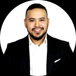 Aleksander Casas practicing in Illinois