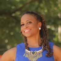 Dr. Kenika Holloway - Online Therapist with 3 years of experience