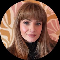 Photo of Lucy Hughes