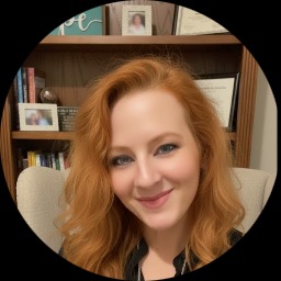 Psychologist Danett Simmons providing different types of therapy in Bridge City