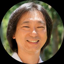 Psychologist Kohei Mochizuki providing different types of therapy in Jasper