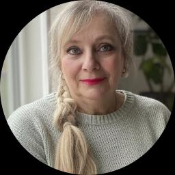 Psychologist Alona Perlin providing different types of therapy in Bronx