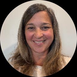 Psychologist Laura Geiger providing different types of therapy in Clyde Hill