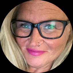 This is Shannon Donnals's avatar and link to their profile