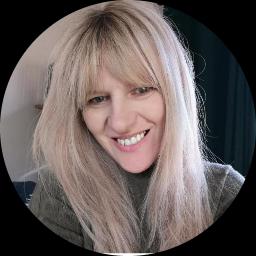 Photo of Suzanne Bethell