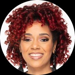 Psychologist Andrea Moore providing different types of therapy in Roselle